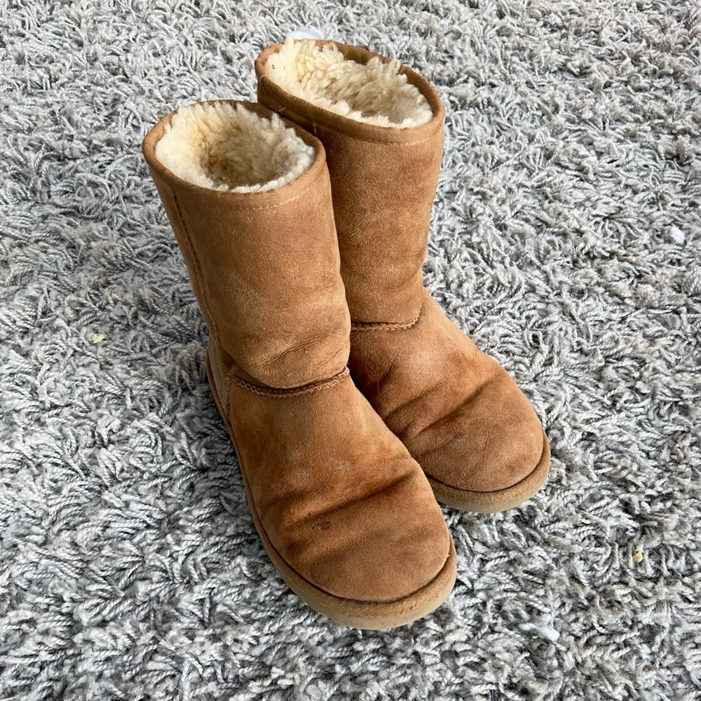 Short Ugg Boots